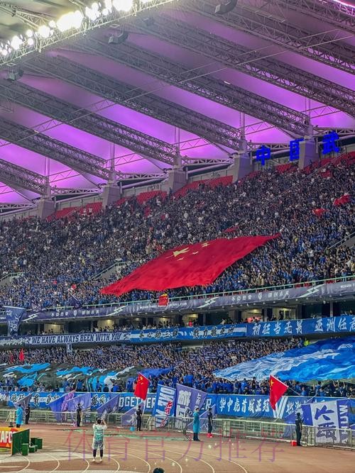 献礼国庆 首届青训中心“希望杯”在武汉、大连、成都三地同时举行 献礼国庆 首届青训中心“希望杯”在武汉、大连、成都三地同时举行